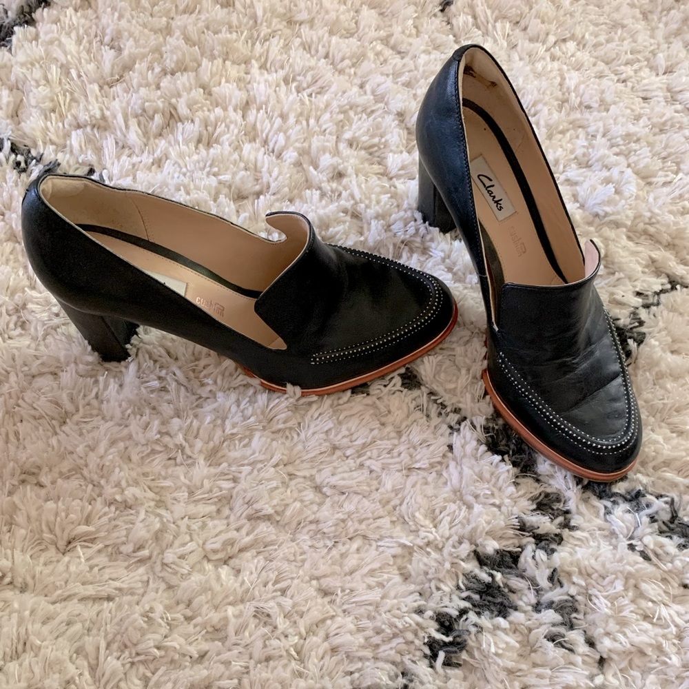 Black clarks